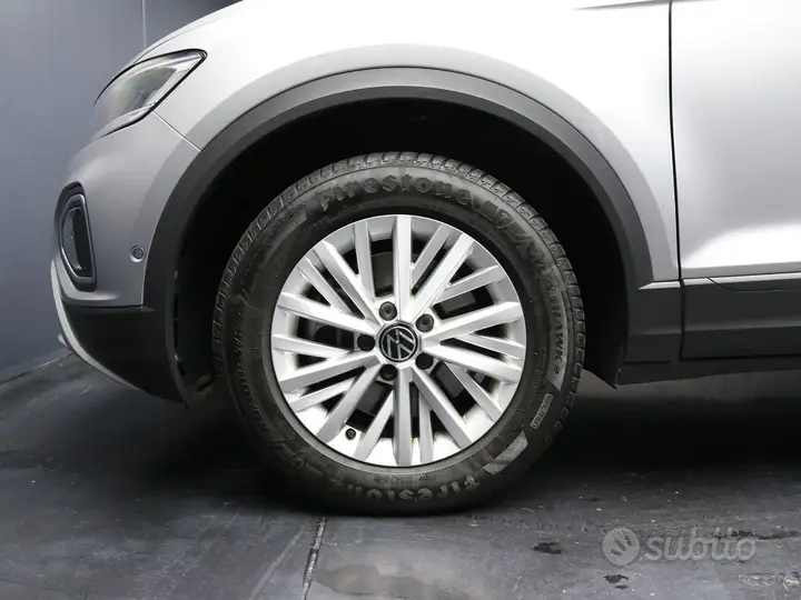 Volkswagen T-Roc 2023 photo 5