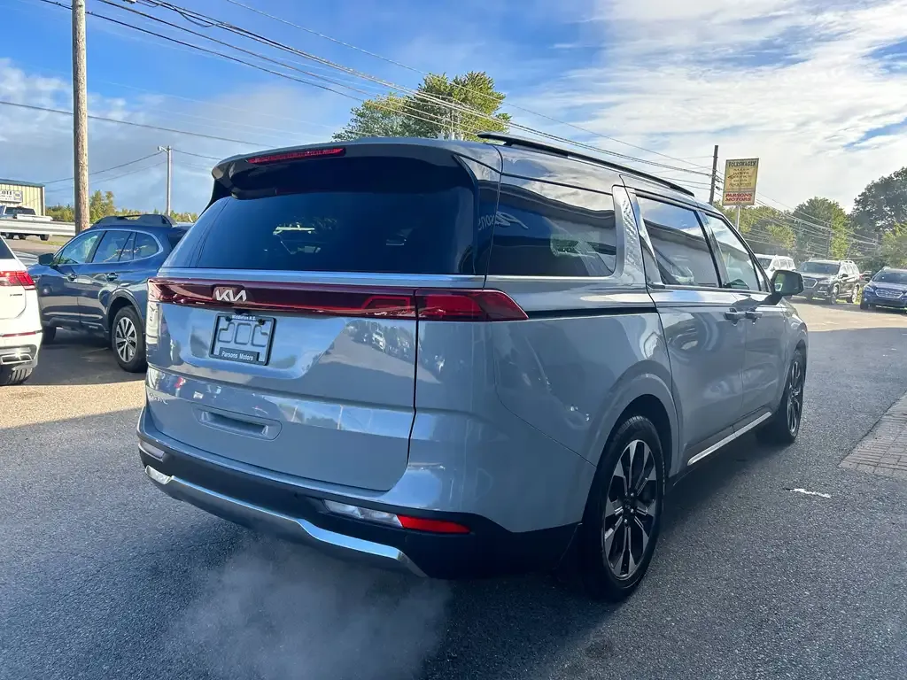 Kia Carnival 2023 photo 5