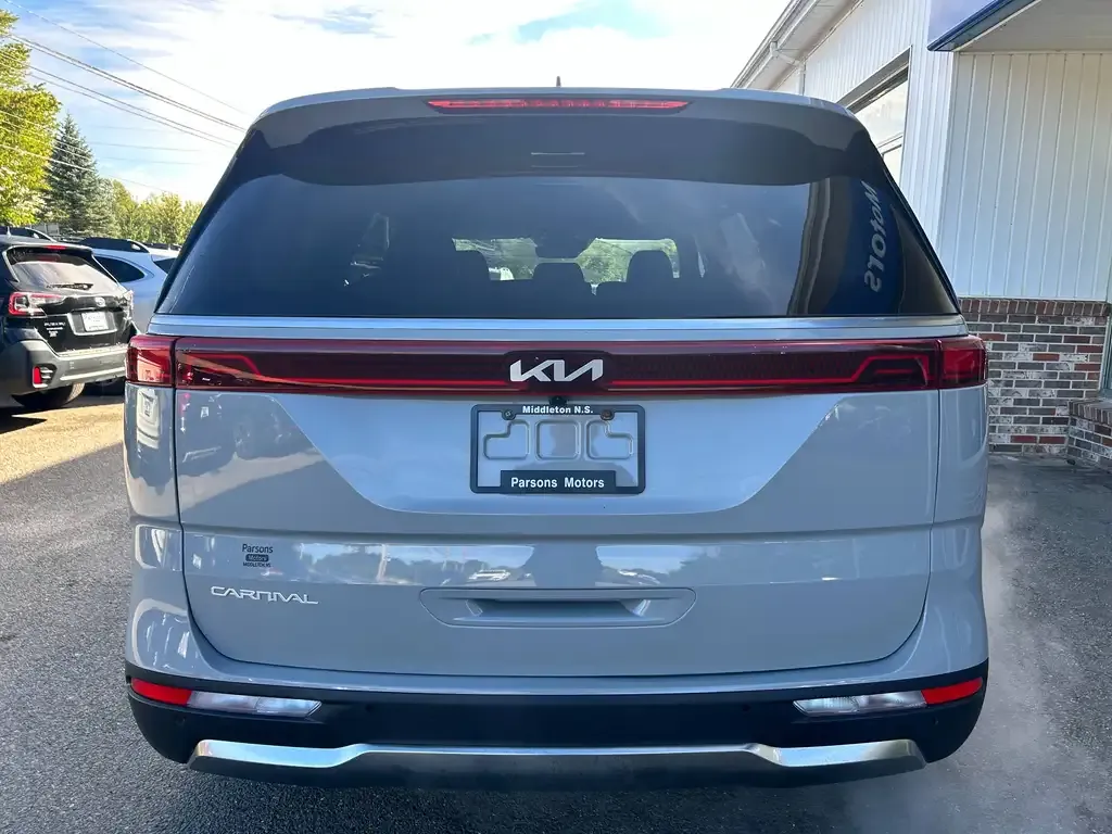 Kia Carnival 2023 photo 4