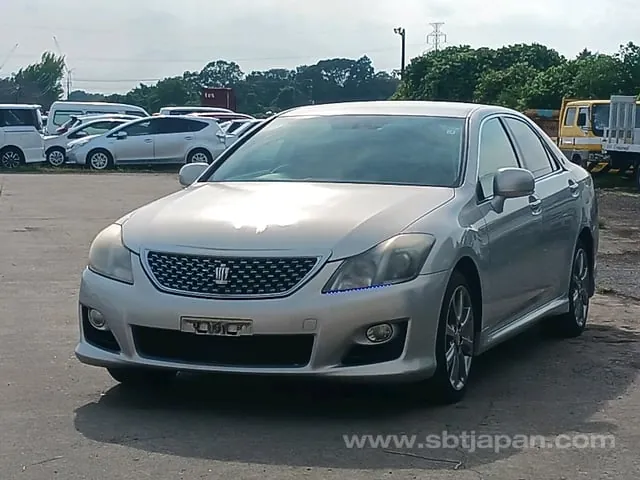 Toyota Crown 2008 photo 3