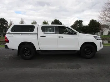 Toyota Hilux 2022 photo 4