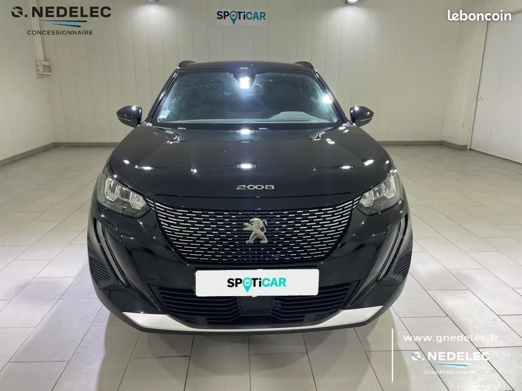 Peugeot 2008 2023 photo 2
