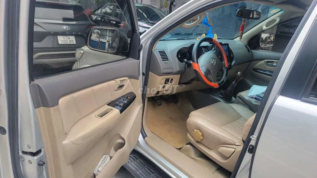 Toyota Fortuner photo 5