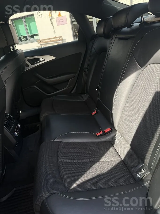 Audi A6 2012 photo 5
