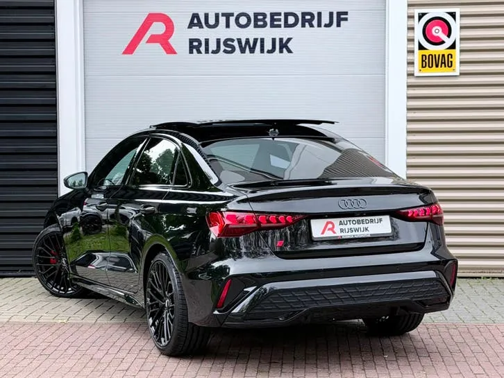 Audi A3 2024 photo 3