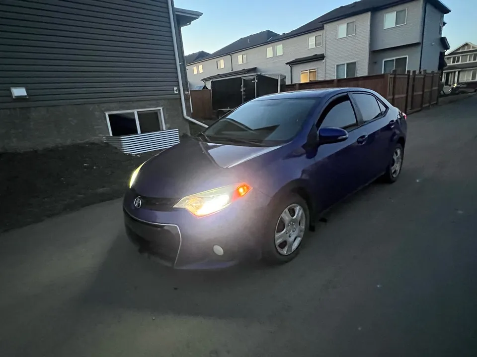 Toyota Corolla 2014 photo 3