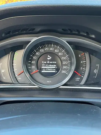 Volvo V40 2015 photo 4