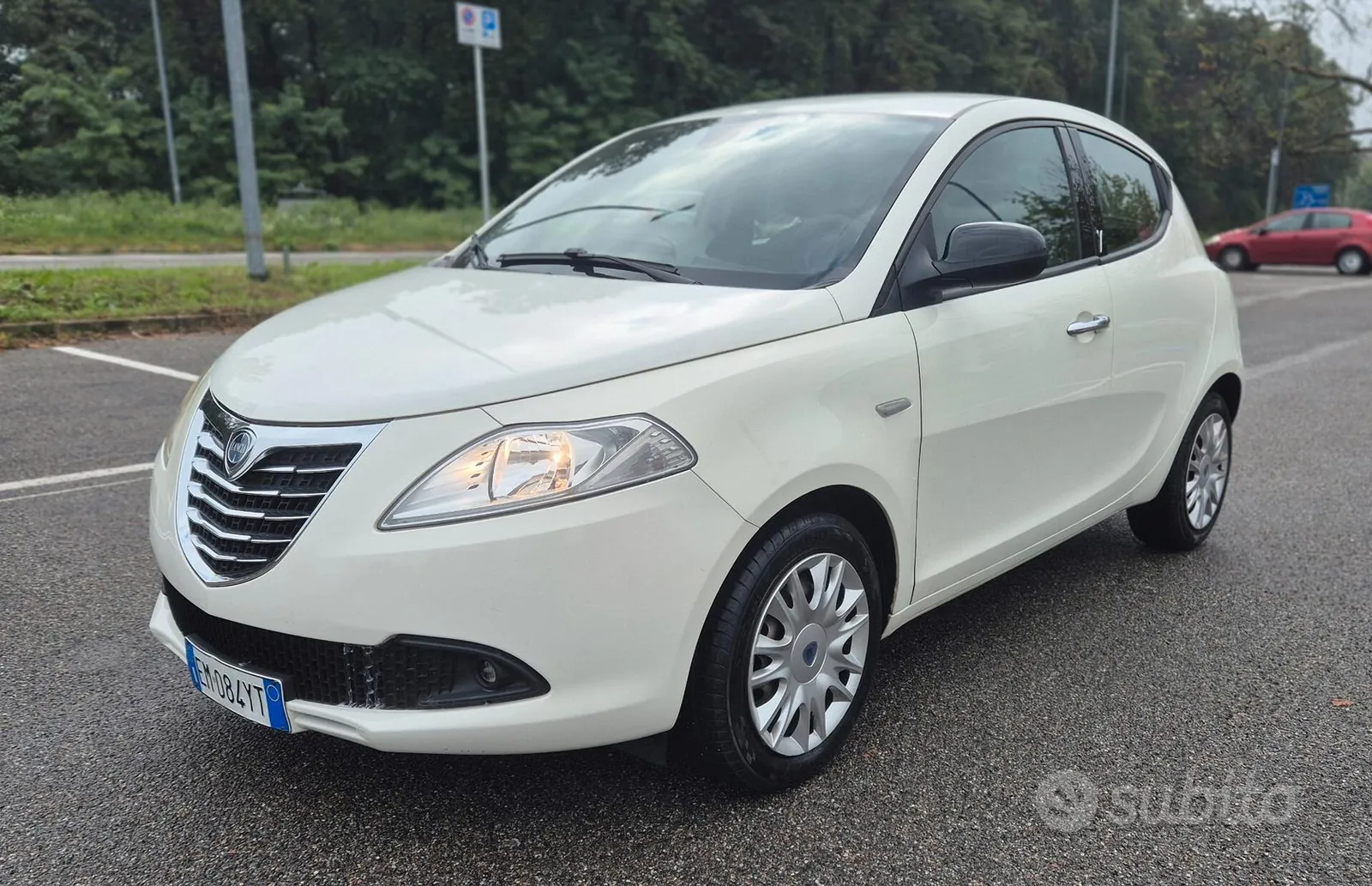 Lancia Ypsilon