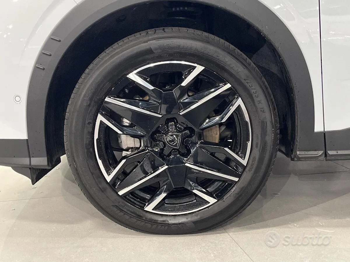 Peugeot 5008 2025 photo 5