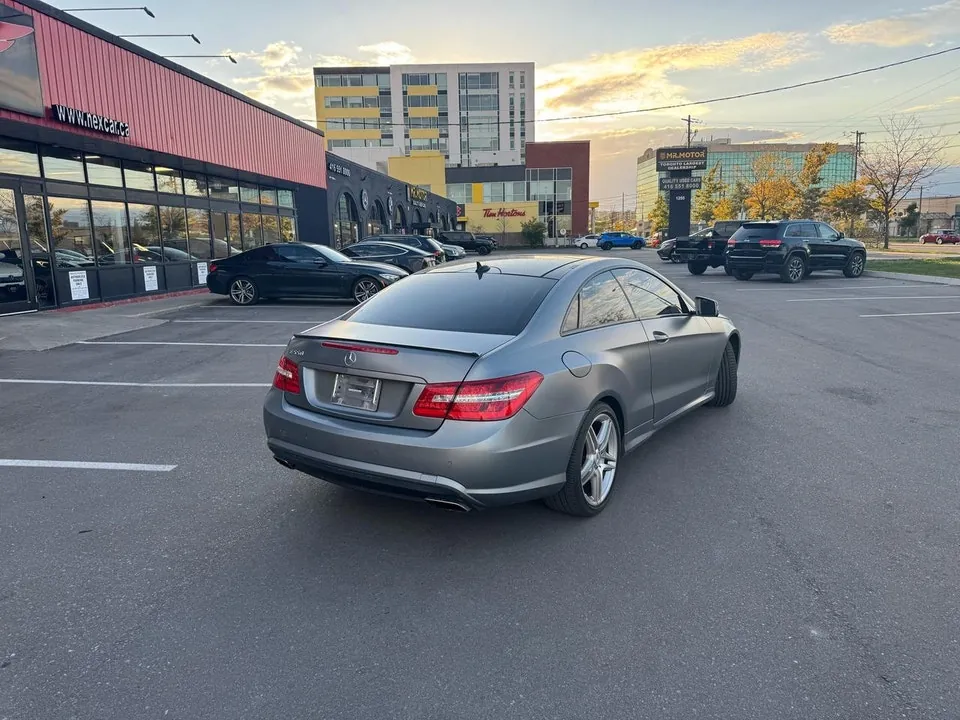 Mercedes-Benz E-Class 2011 photo 3