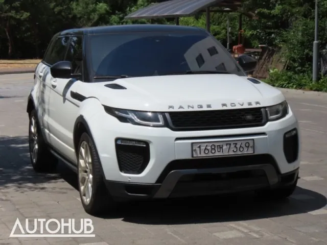 Land Rover Range Rover Evoque photo 2