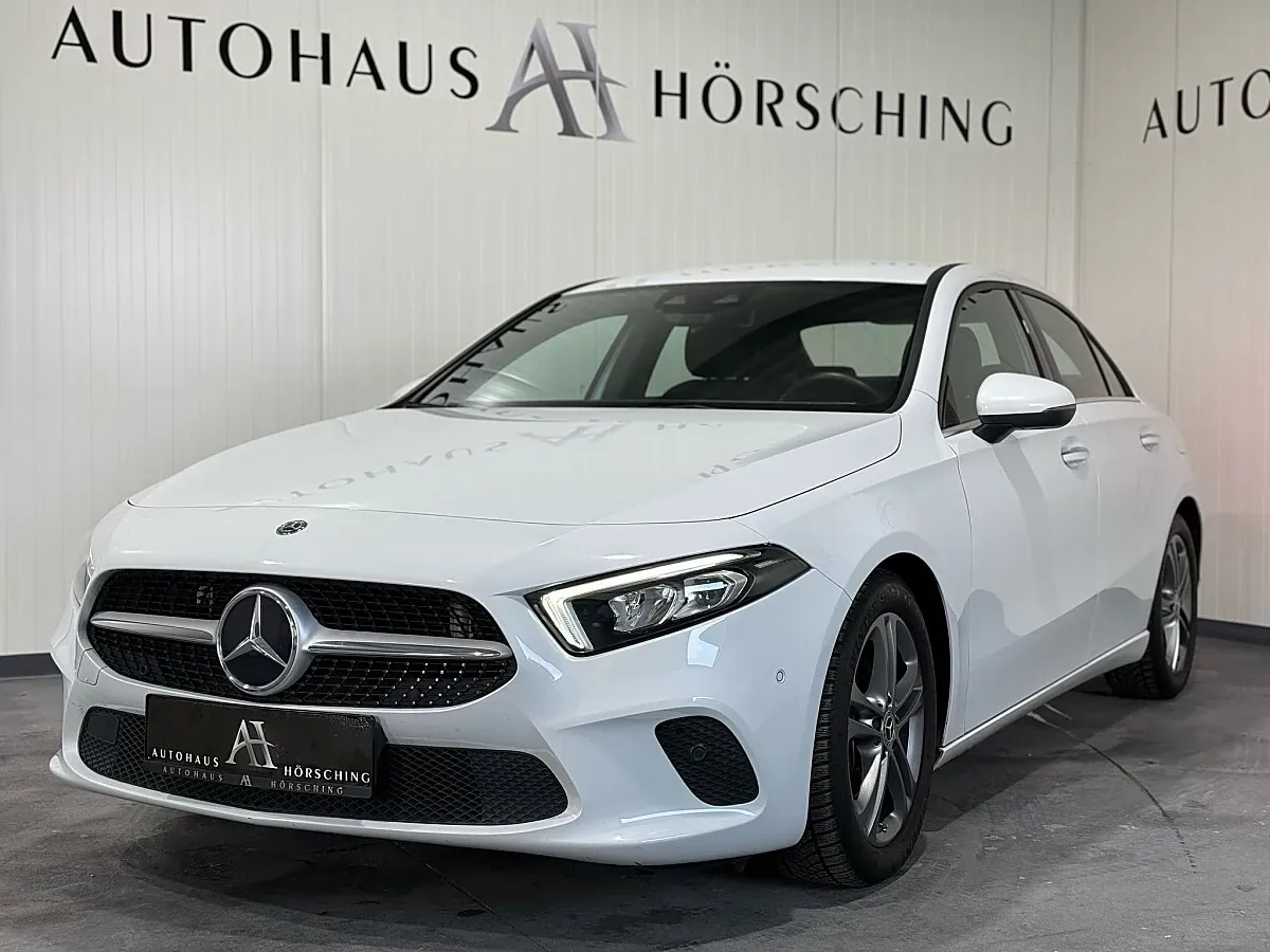 Mercedes-Benz A-Class 2019 photo 3