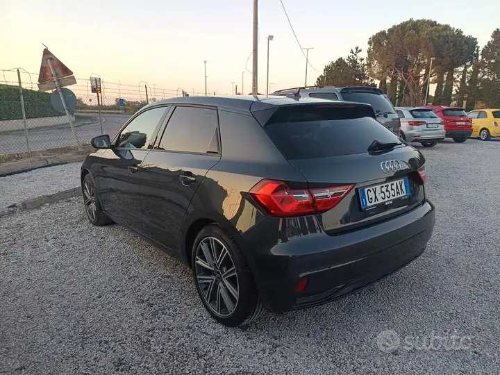 Audi A1 2023 photo 3