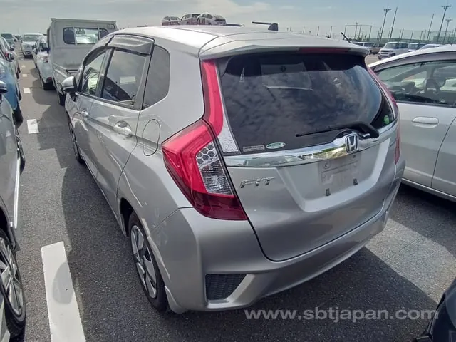 Honda Fit 2015 photo 3