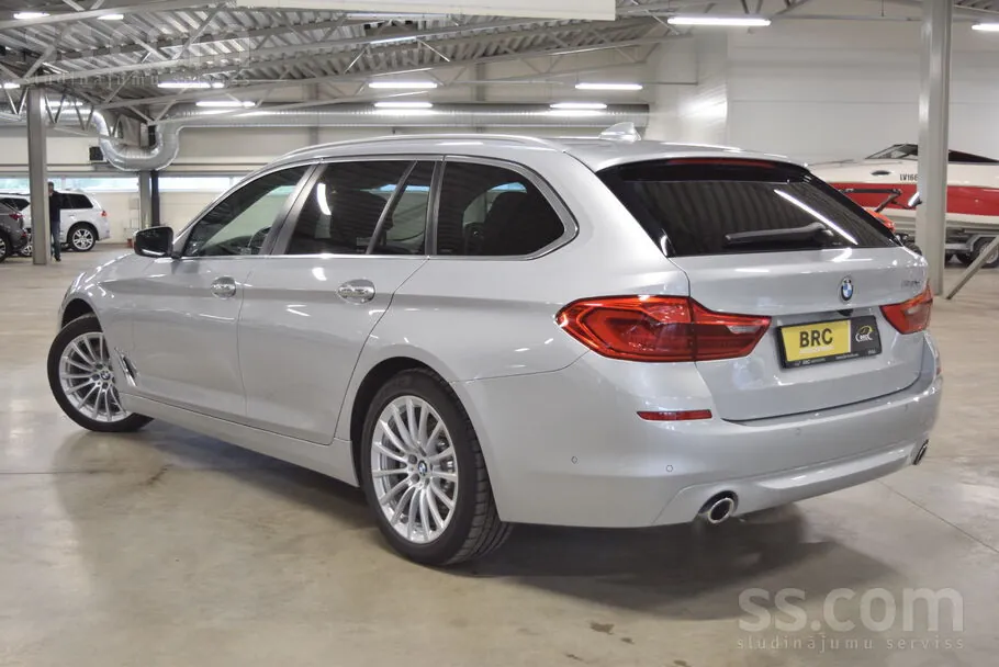 BMW 520D 2018 photo 2
