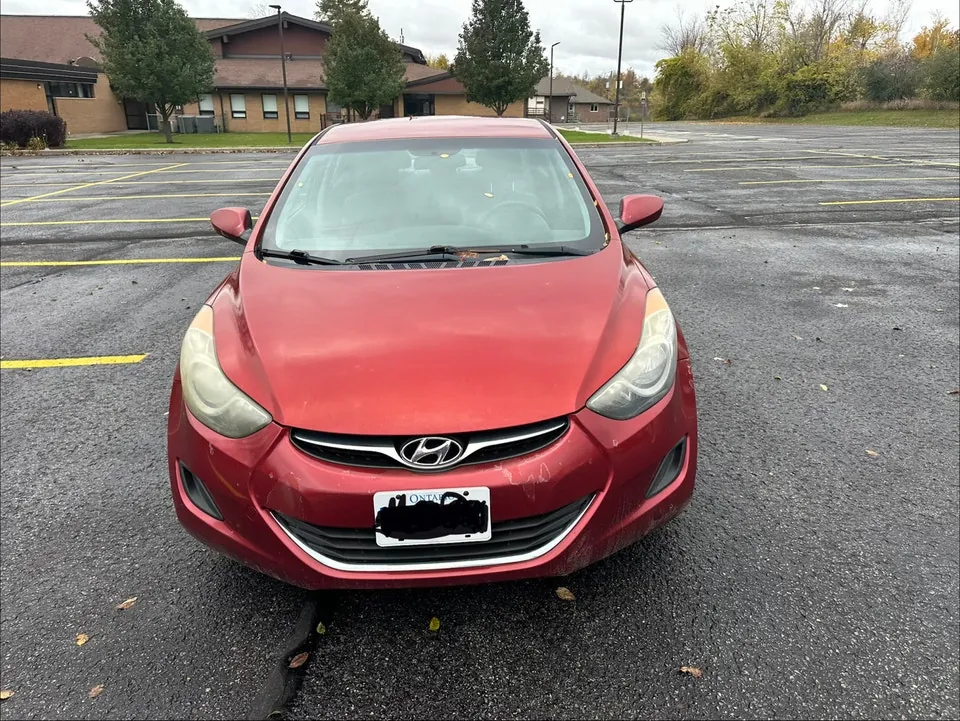 Hyundai Elantra 2013 photo 2