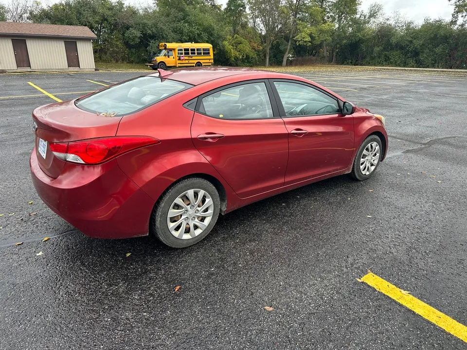 Hyundai Elantra 2013 photo 5