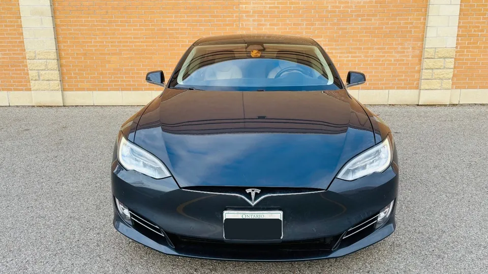 Tesla Model S 2017 photo 4