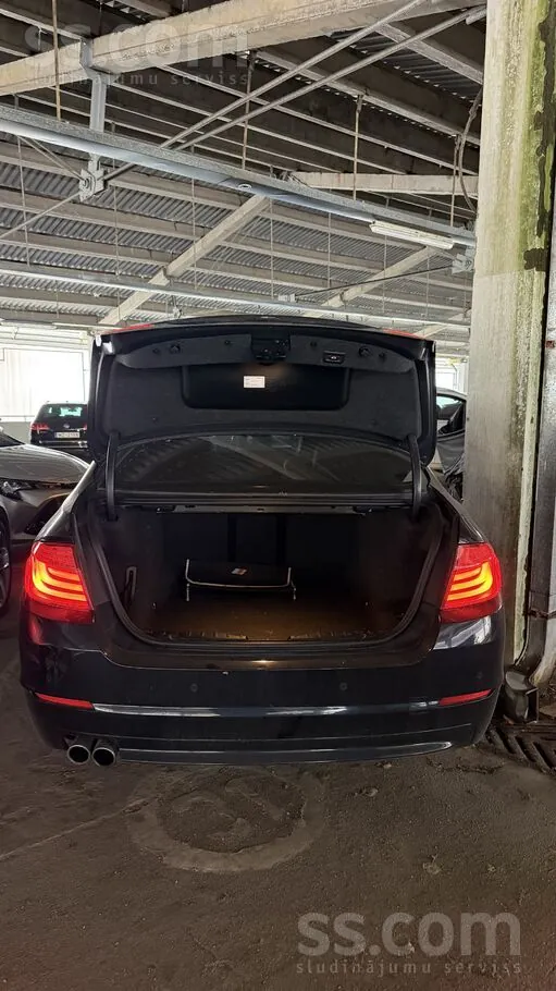 BMW 530D 2011 photo 3