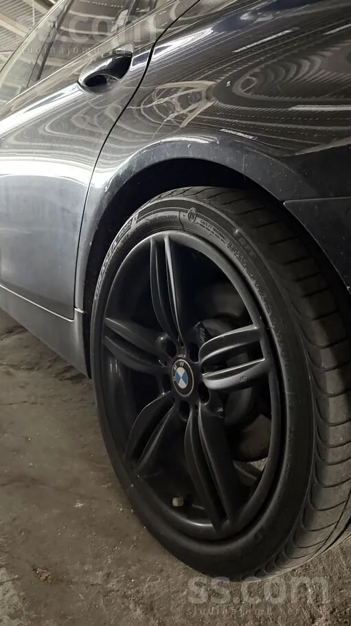BMW 530D 2011 photo 4