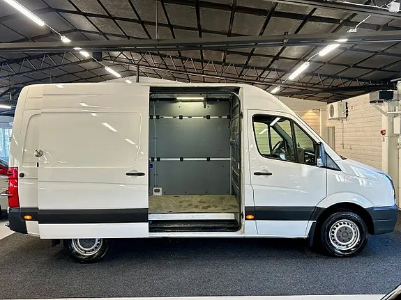 Volkswagen Crafter 35 2016 photo 3