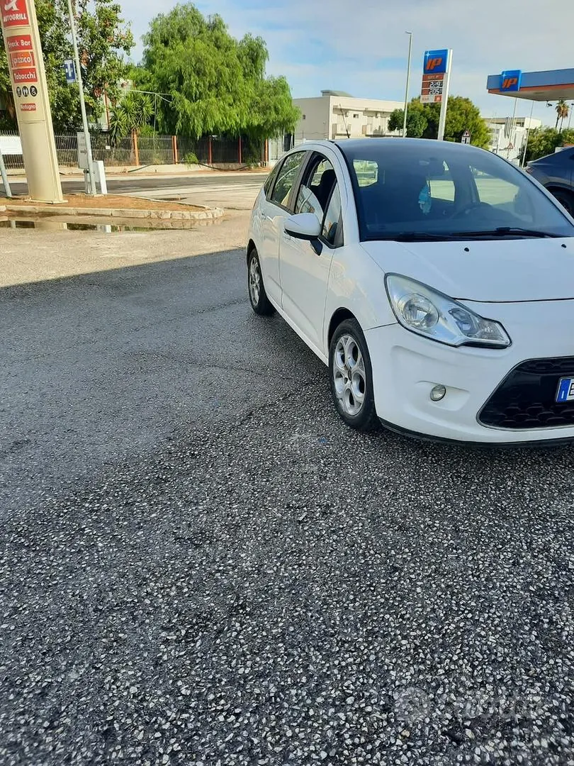 Citroen C3 2011 photo 3