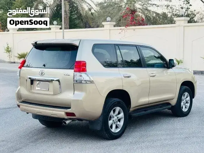 Toyota Prado 2012 photo 2