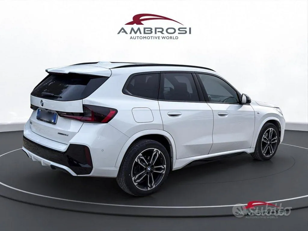 BMW X1 2022 photo 3