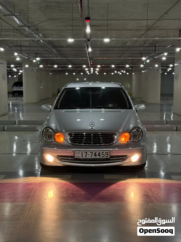 Mercedes-Benz C-Class 2005 photo 5