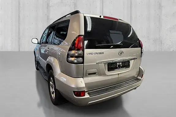 Toyota Land Cruiser 2008 photo 4