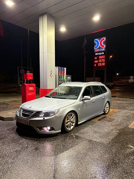 Saab 9-3 2010 photo 2
