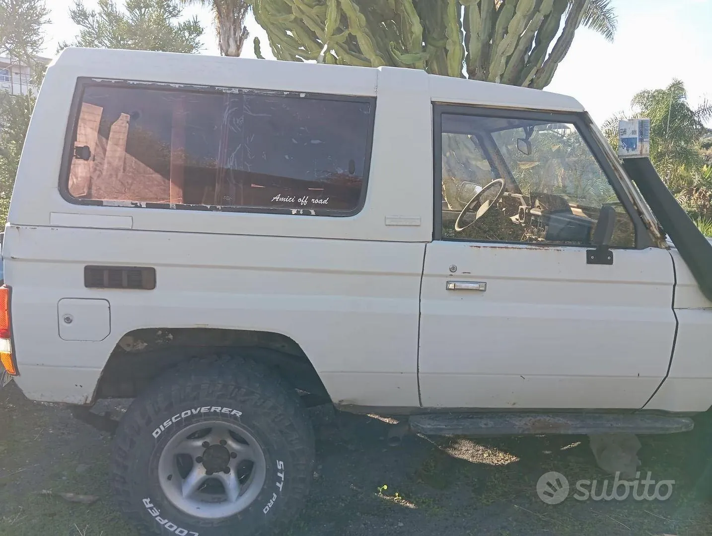 Toyota Land Cruiser 1992 photo 2