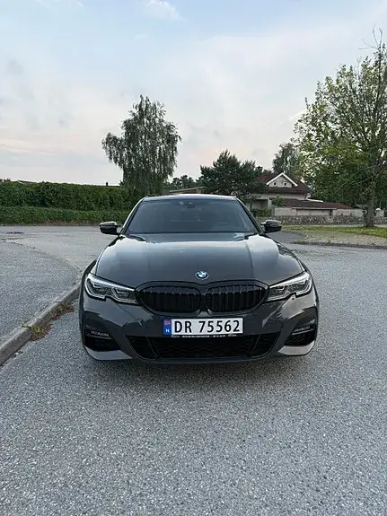 BMW 330E