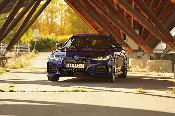 BMW I4 2023 photo 4