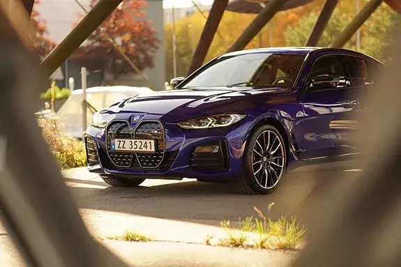BMW I4