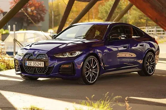 BMW I4 2023 photo 2