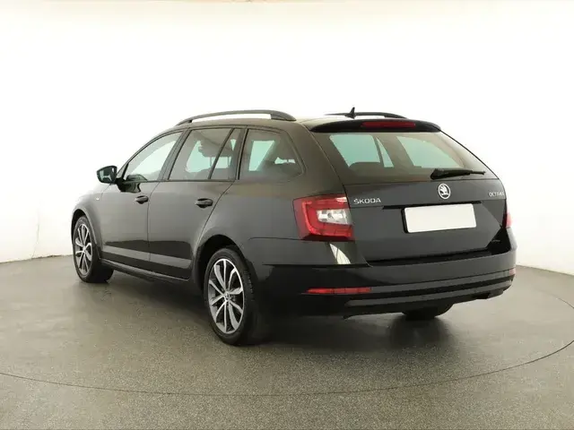 Skoda Octavia Combi 2017 photo 3
