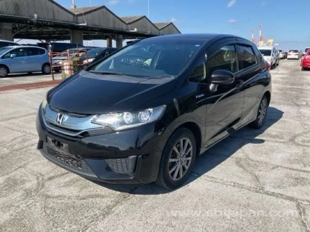Honda Fit 2015 photo 2