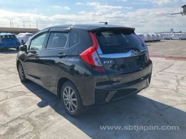 Honda Fit 2015 photo 3