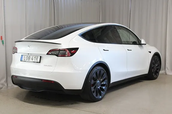 Tesla Model Y 2022 photo 2