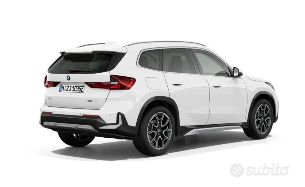 BMW X1 photo 2