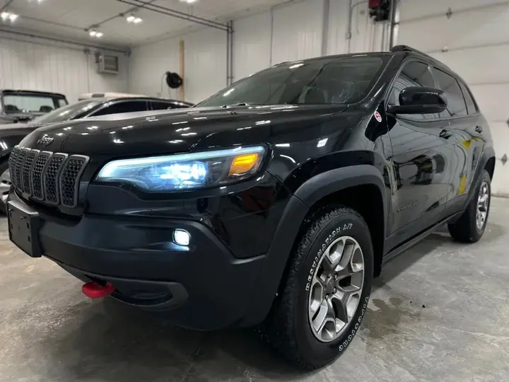 Jeep Cherokee 2022 photo 3
