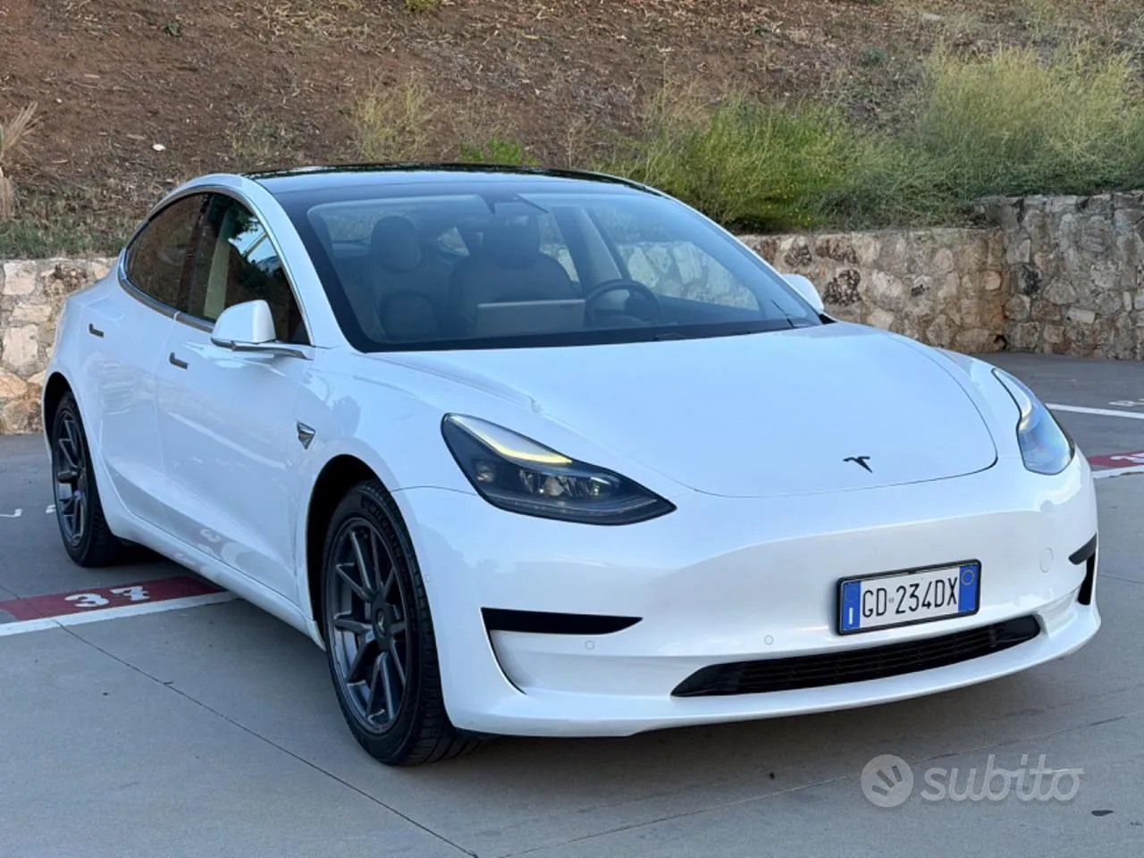 Tesla Model 3 2020 photo 3