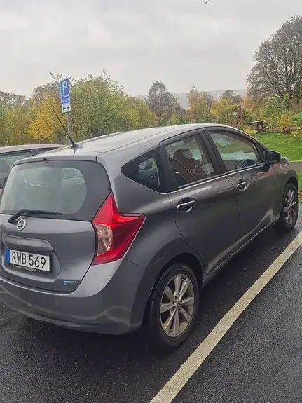 Nissan Note 2014 photo 3
