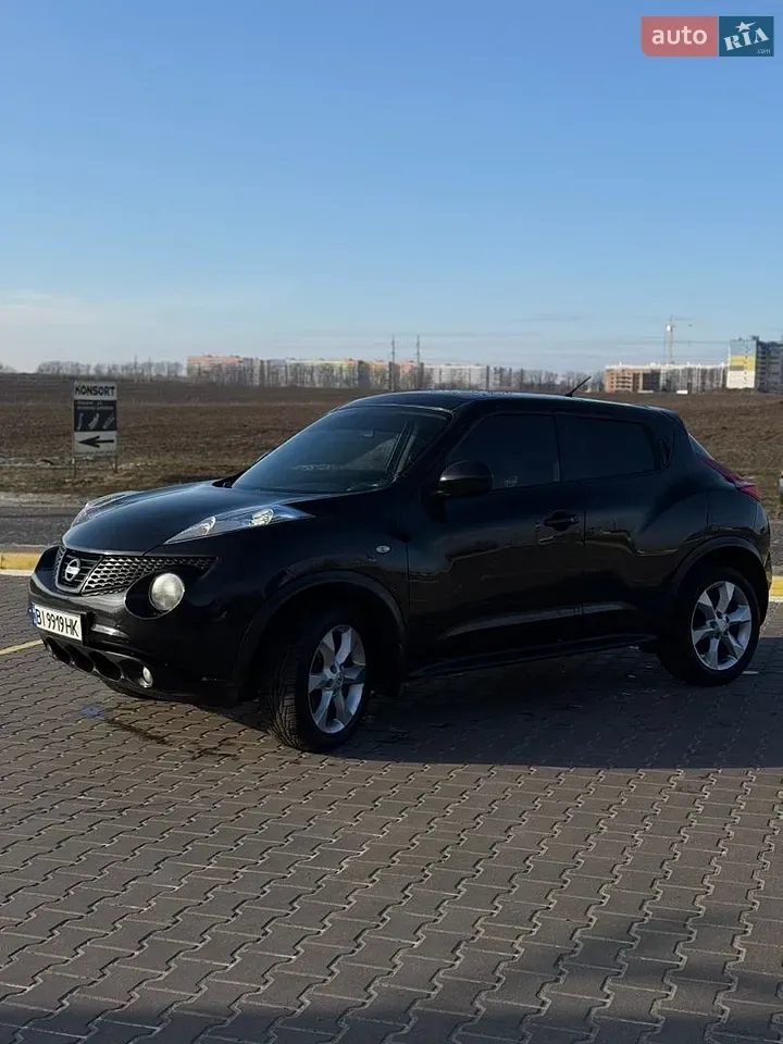 Nissan Juke 2013 photo 2