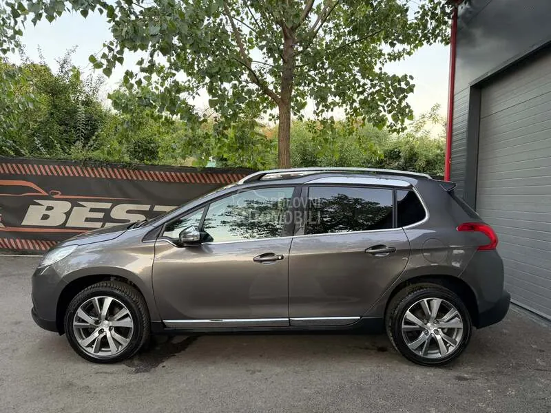 Peugeot 2008 2015 photo 2