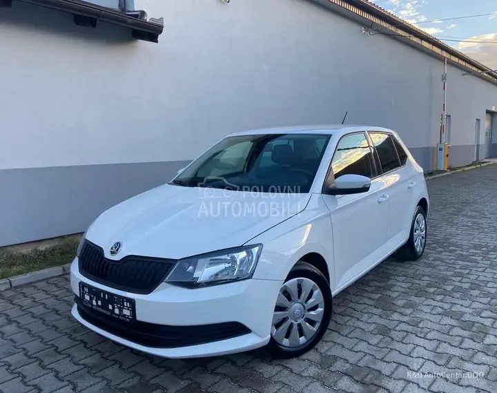 Skoda Fabia 2017 photo 2