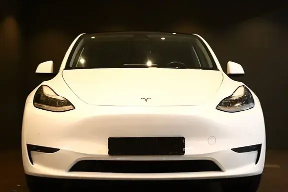 Tesla Model Y 2021 photo 4