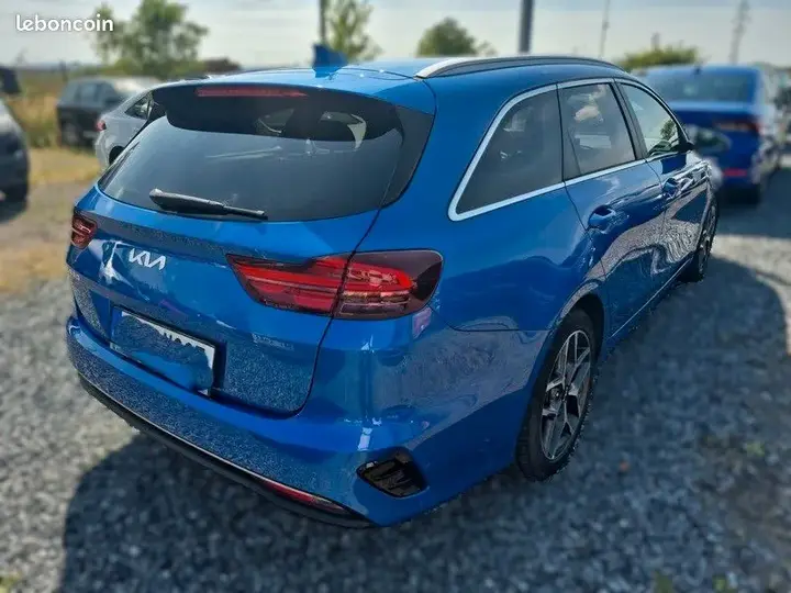 Kia Ceed 2023 photo 2