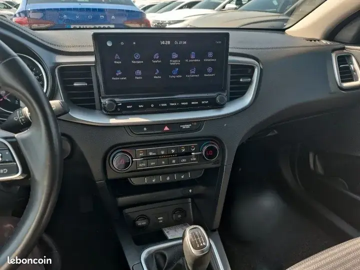 Kia Ceed 2023 photo 5